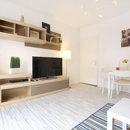 The Flat - Old Town - Center Apartman Zára Kültér fotó