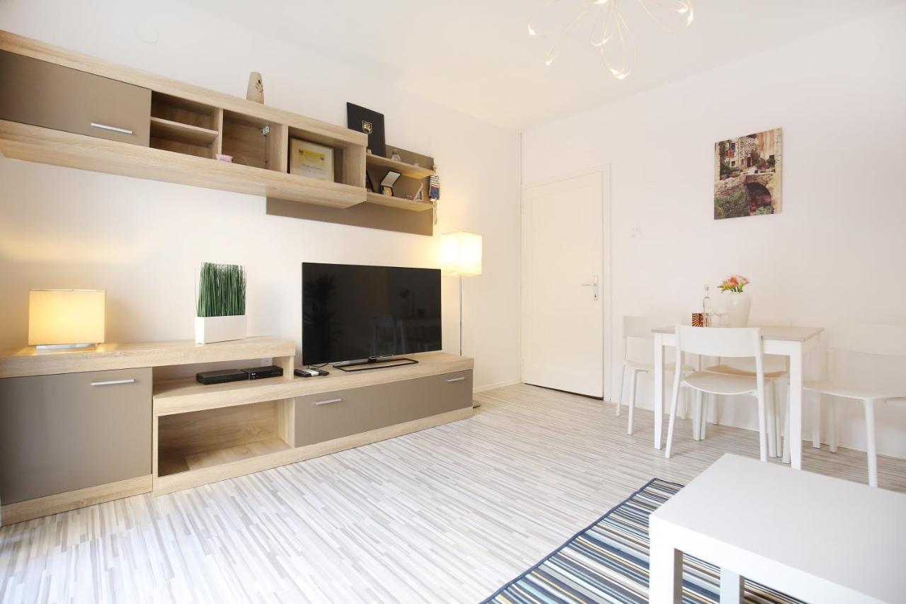The Flat - Old Town - Center Apartman Zára Kültér fotó